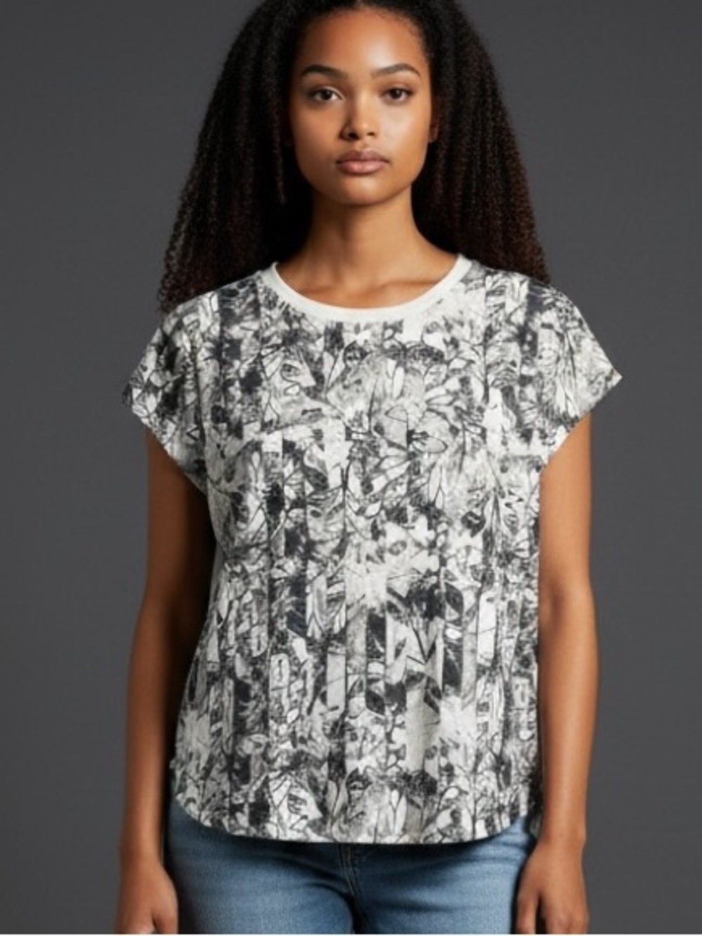H&M Botanical Print Short Sleeve Top 10 20” p2p Gray/Green White NWOT